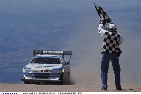 Pikes Peak La Course Vers Les Nuages Carsception Voiture De