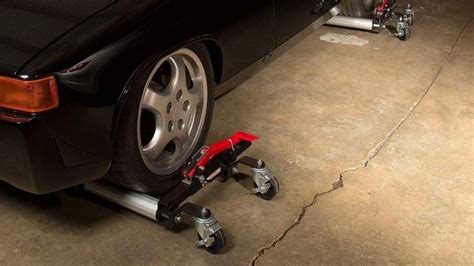 7 Best Car Dollies to Move Cars Around the Garage Effortlessly