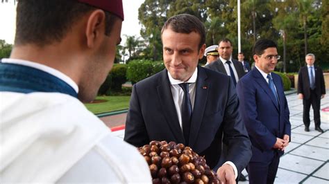 Emmanuel Macron a une drôle de façon dannoncer une visite dÉtat au