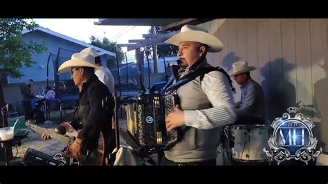 Cumbias Para Bailar Grupo Mh Youtube