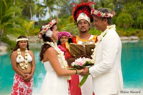 Tahiti Wedding Planner - Tekura Tahiti Travel