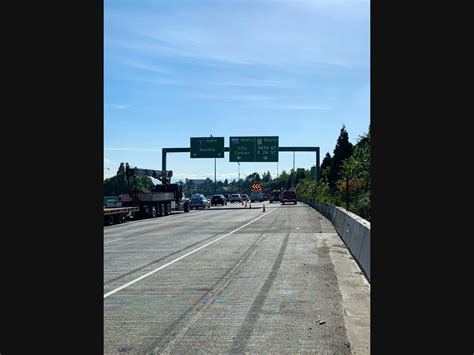 I-5 Crash Monday Morning: 1 Killed, Lanes Blocked | Lakewood, WA Patch