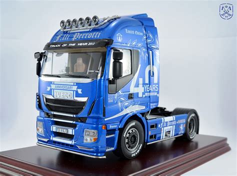 Yoryi Puntocom Modelismo Y Maquetas Iveco Stralis Hi Way 40