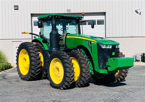 John Deere Tractors – Machine Bluebook