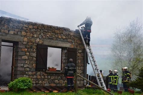 Une maison détruite par un incendie au lieu dit Babonnes Thoras