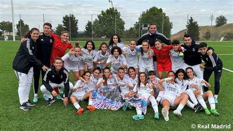 El Cadete Femenino repite como campeón de liga ADN Blanco