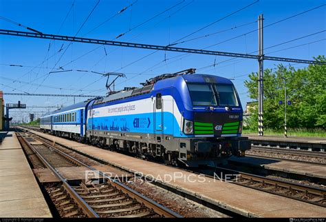 193 297 Siemens Vectron MS operated by České dráhy a s