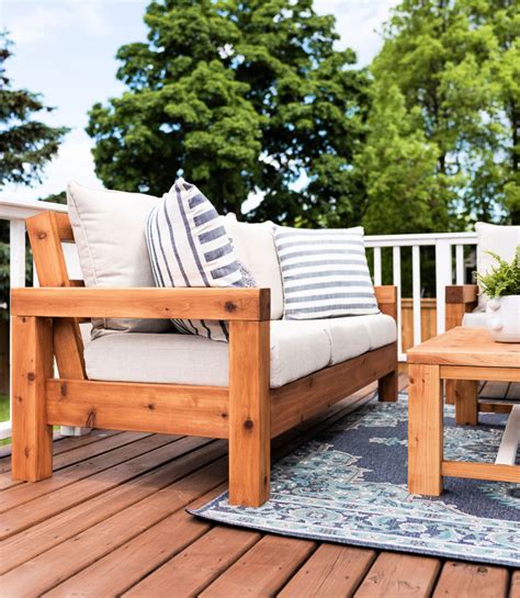 40 DIY Patio Furniture Plans You Can Build - Blitsy