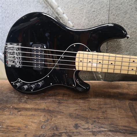 Squier Deluxe Dimension Bass V D Occasion Squier