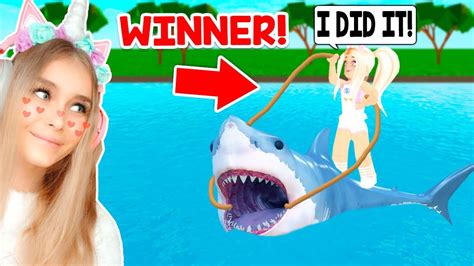 Winning Over The Shark In Shark Bite Roblox Youtube