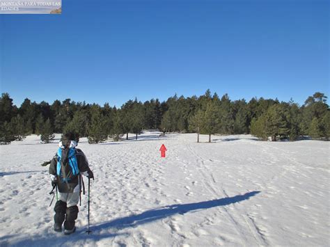 Monta A Para Todas Las Edades La Pista De Fondo De Valdelinares