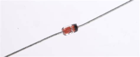 Bzx79 C12113 Nexperia Nexperia 12v Zener Diode 5 500 Mw Through