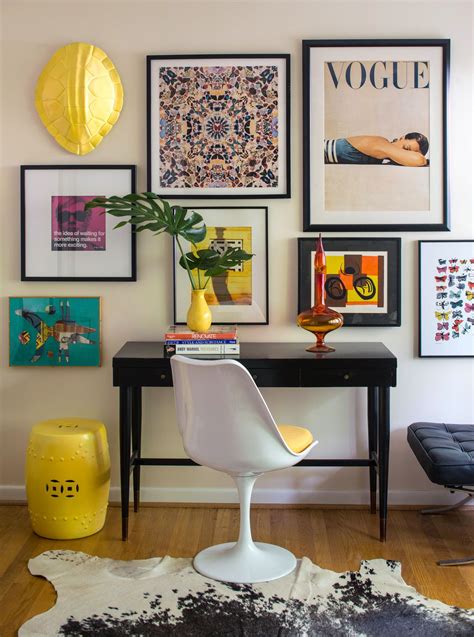 How To Arrange Art For A Flawless Wall Display