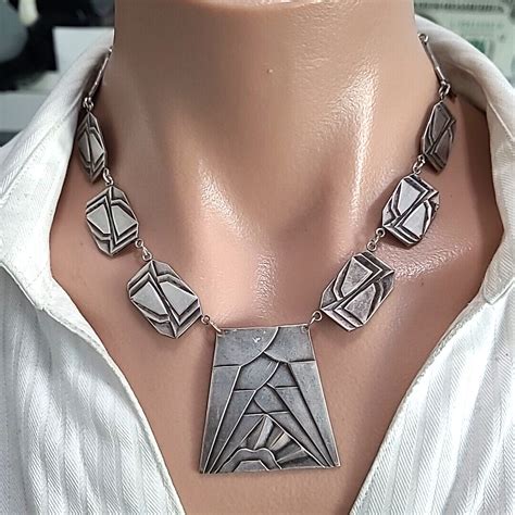 ANTIQUE ART DECO STERLING SILVER STATEMENTS NECKLACE Gem