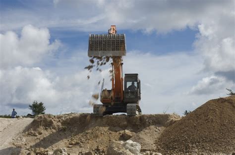 Naurus Phosphate Mines Alluring World