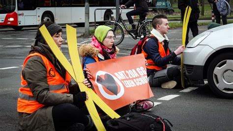 Klimaaktivisten Sorgen Erneut F R Verkehrschaos In K Ln Youtube