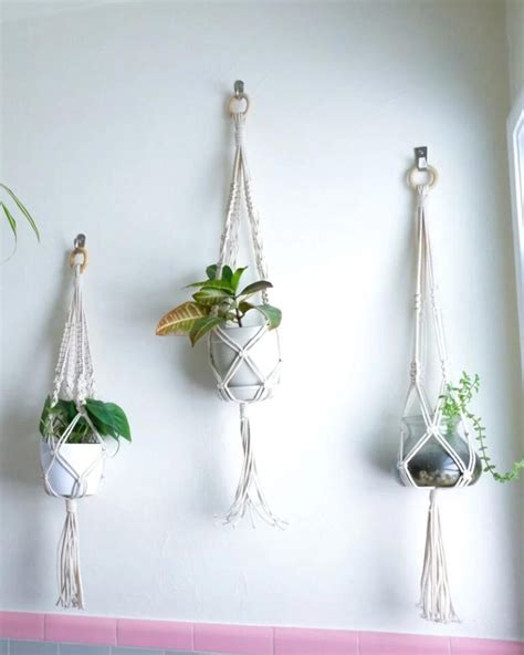 32 Easy Macramé Plant Hanger Patterns • Made From Yarn