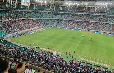 Gol No Apagar Das Luzes Bahia Vence Atl Tico Ba E Segue No