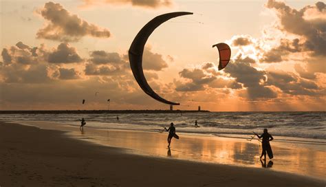 THE BEST KITE SURFING EXPERIENCES ALL OVER THE WORLD - Unique Destination