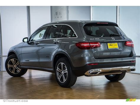 2016 Selenite Grey Metallic Mercedes Benz Glc 300 4matic 113061580