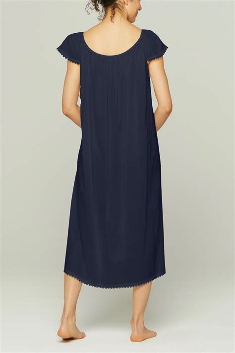 Long Cotton Nightgown With Flower Trim Royal Navy Pour Les Femmes