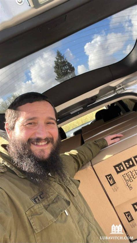 Preparing For Passover Under Fire Chabad Lubavitch World Headquarters