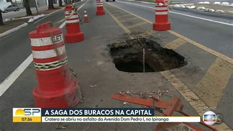 Vídeo Cratera se abre em asfalto do Ipiranga na zona sul de SP Bom