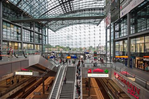 People Inside Berlin Central Train Station Stock Editorial Photo