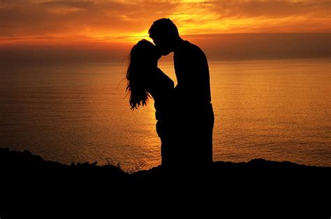 Hd Wallpaper Couple Love Sunset Lake Romantic Wallpaper Flare