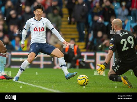 Tottenham Hotspurs Son Heung Min Scores The Last Minute Winner Photo