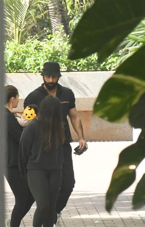 Pics Alia Bhatt Ranbir Kapoor Step Out With Daughter Raha For A Walk