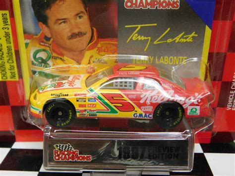 Terry Labonte 1 64 5 Kellogg S Corn Flakes 1997 Chevrolet Monte Carlo