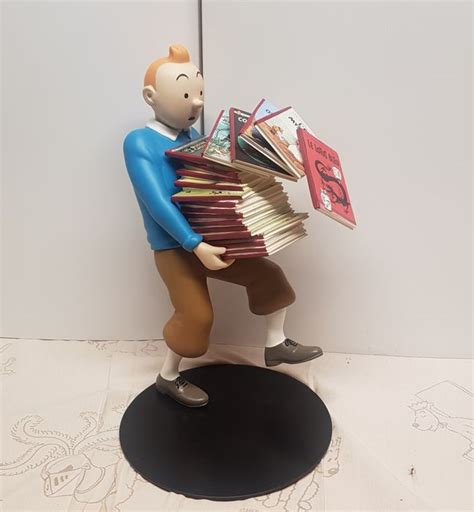 Tintin Statuette Moulinsart 46964 Tintin Tenant Les Catawiki