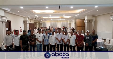 Pj Bupati Takalar Buka Bimtek Penyusunan Data Desa Dalam Sistem