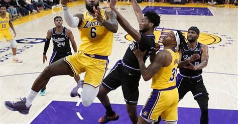 LeBron Monk Lead Lakers Late NBA Rally Illawarra Mercury