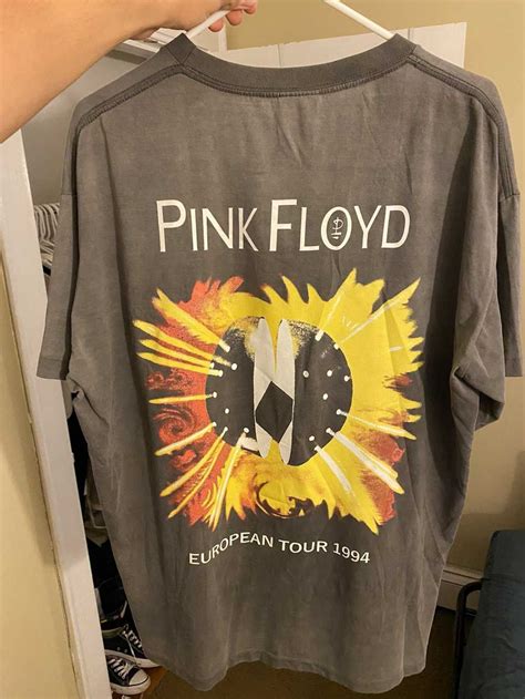 Vintage 1994 Pink Floyd Tour T Gem