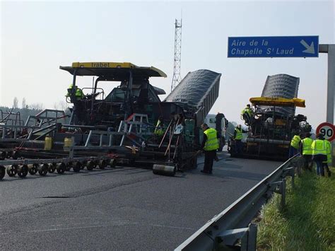 Des travaux dentretien sur lautoroute A11 près dAngers des