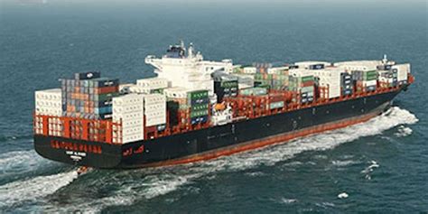 Global Ship Lease Adquiere Doce Portacontenedores