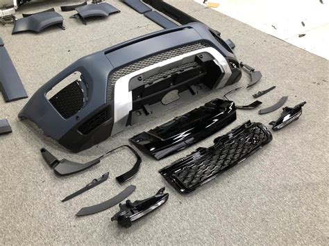 Range Rover Evoque Auto Parts Car Body Kit Front Bumpers Auto Parts