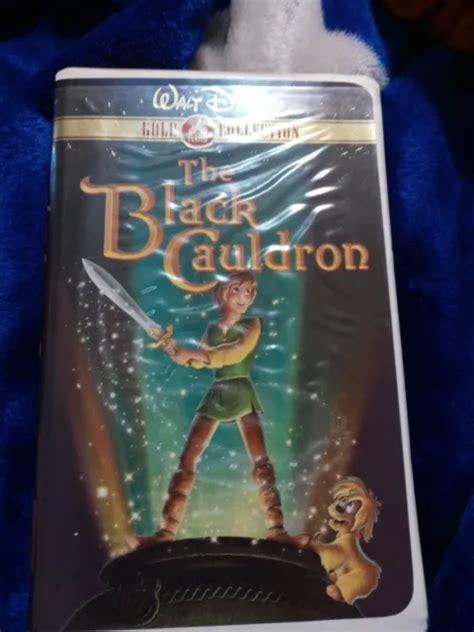 Walt Disney Gold Classic Collection Vhs The Black Cauldron Original Clamshell £1699 Picclick Uk