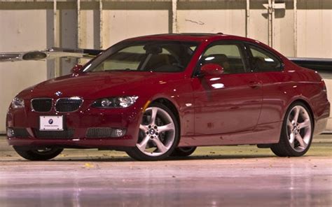 2009 Bmw 335i Coupe First Drive And Review Motor Trend