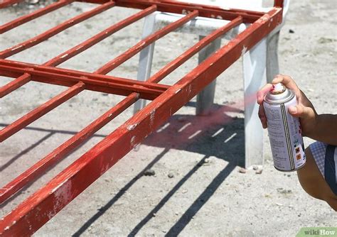 How To Paint A Metal Bed Frame Easy Ways To Diy Metal Bed Frame