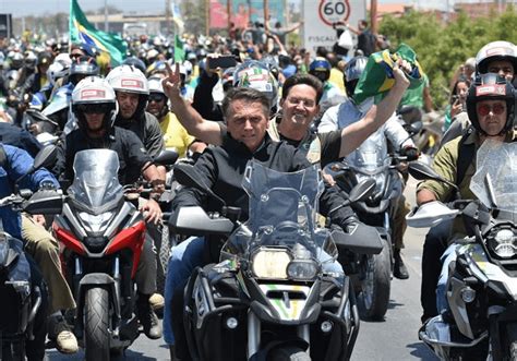 Jair Bolsonaro Realiza Motociata Na Bahia Ganduz O Do Jeito Que O