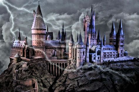 Download Hogwarts Castle At Night