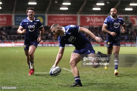 Sale Sharks Rugby Team Photos and Premium High Res Pictures - Getty Images