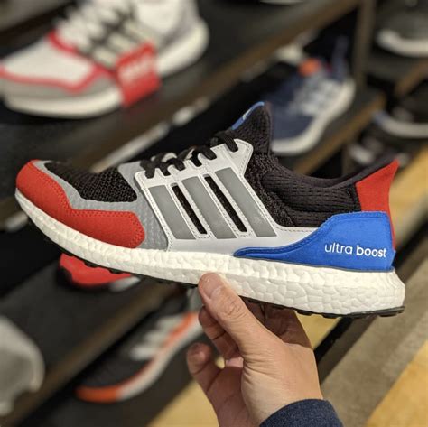 Now Available: adidas UltraBOOST S&L "USA" — Sneaker Shouts