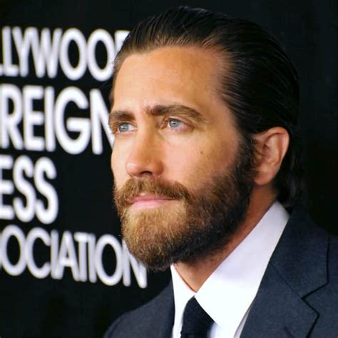 Jake Gyllenhaal Beard: Copy & Grow One Yourself (Full Guide)