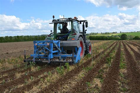 Deux Mat Riels De Strip Till En D Monstration Journal Paysan Breton