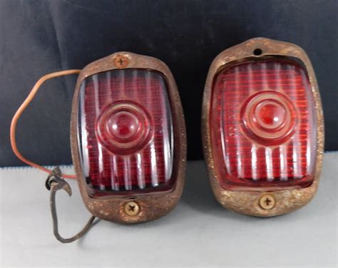 Vintage Pair Of DO RAY 466 Red Lens Tail Lamps Car Truck Tail Lamp