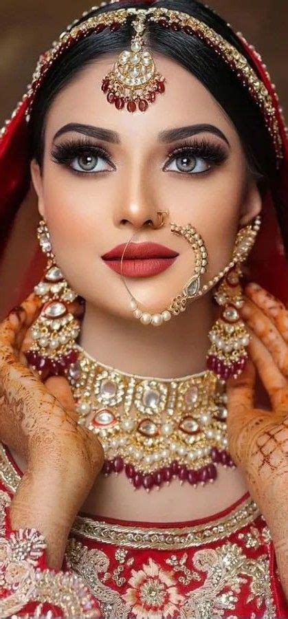 Pin By Swati Raghuwanshi On Indian Bridal Makeup Bridal Makeup